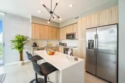 2 Bedroom -City View- Miami Design District - 1100 - Image 5