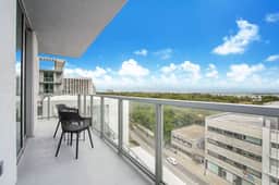 Bayviews 2 Bdrm Miami Design Apt! - Image 5