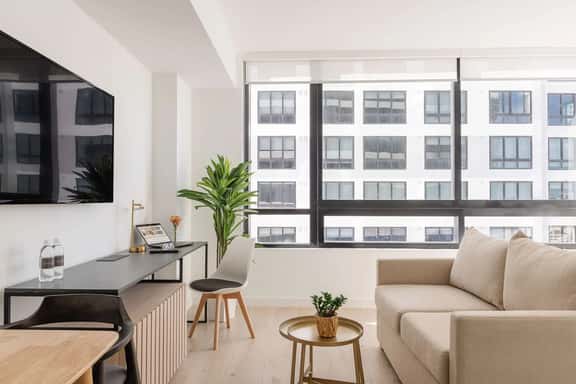 Cool Studio Downtown Miami with Free Parking - Image 1