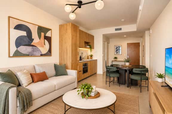 Amazing Trendy New 1/1 Condo,Downtown Miami 21st F - Image 1