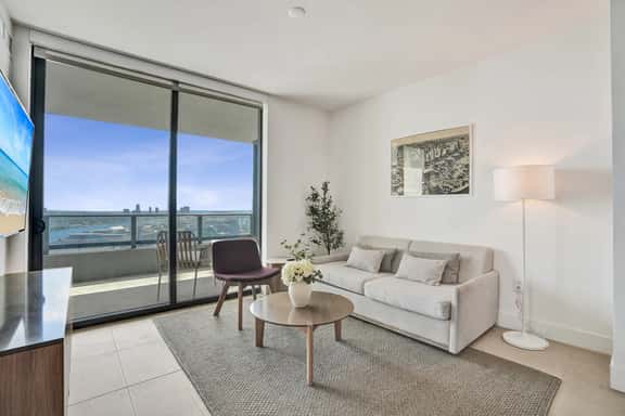 NEW spectacular 3B3B Ocean view 28th Floor - Image 1