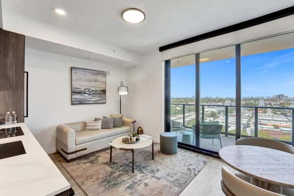 Beach Vibes, 14th Floor | Stylish 1BR, 72 Park - Image 1