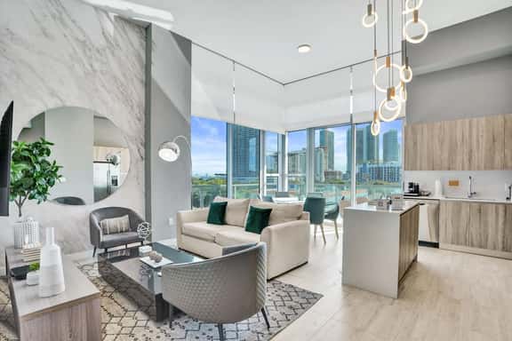 Stunning Views 2 Bdrms Condo|Miami Design District - Image 1