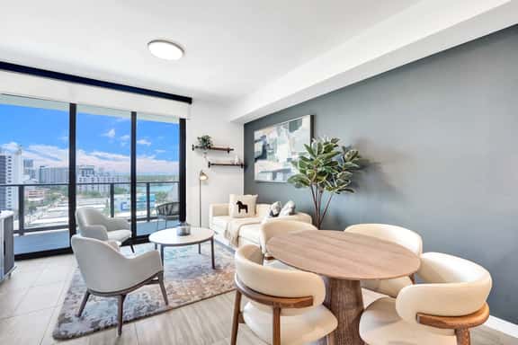 72 Park | Where Sleek Meets Luxury, 1BR Miami - Image 1