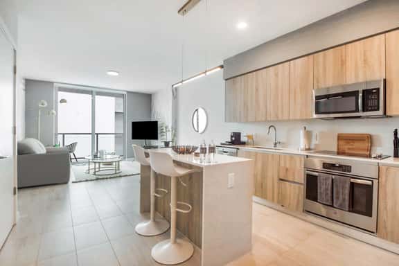 Pool & Bay Views 1 Bdrm Condo| Best Miami Location - Image 1