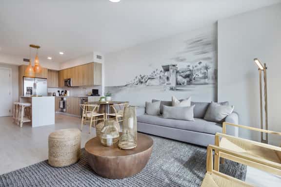 Brand New Dreamy 1 Bdrm Condo, Miami Design District - Image 1