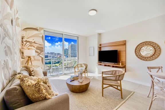 Cozy & Rustic 1 Bdrm Condo - Miami Design Dist - Image 1