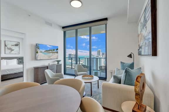 Sunny 1BR/1.5BA, 12th Floor | Miami Beachside - Image 1