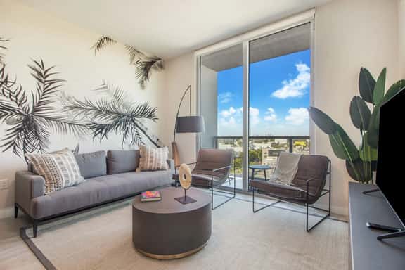 Brand New Lovely 1 Bdrm Condo, Best Miami Area - Image 1