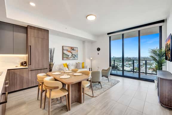 21st-Floor 2BR/1BA | Views, Pool & Gym, 72 Park - Image 1