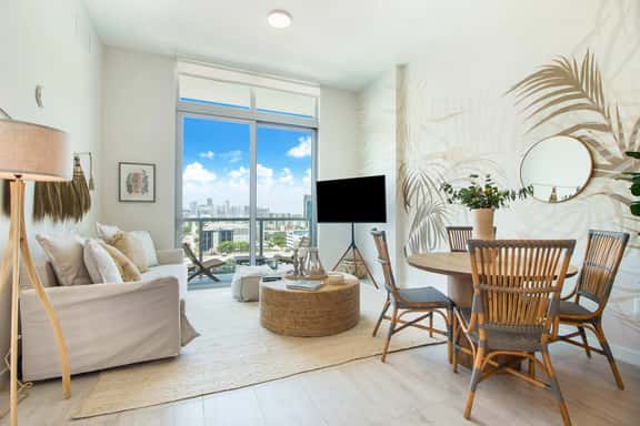 Beautiful 1 Bdrm Gem, Miami Design District - Image 1