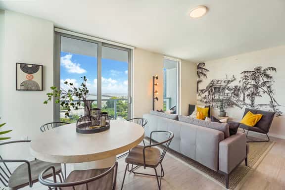 Amazing Bay Views! Trendy 2Bdrm Condo - Image 1