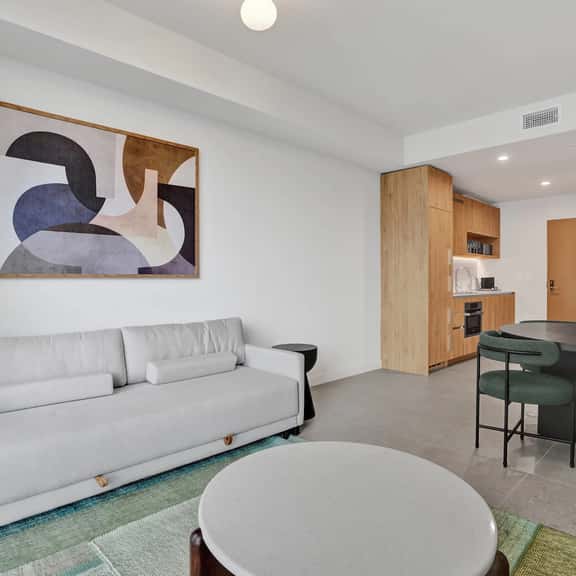 Brand New 1/1 Condo, Downtown Miami - Image 1