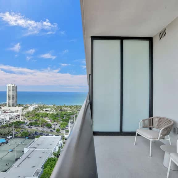 NEW Modern 1BR Condo in Prime Miami Beach Location - Image 1