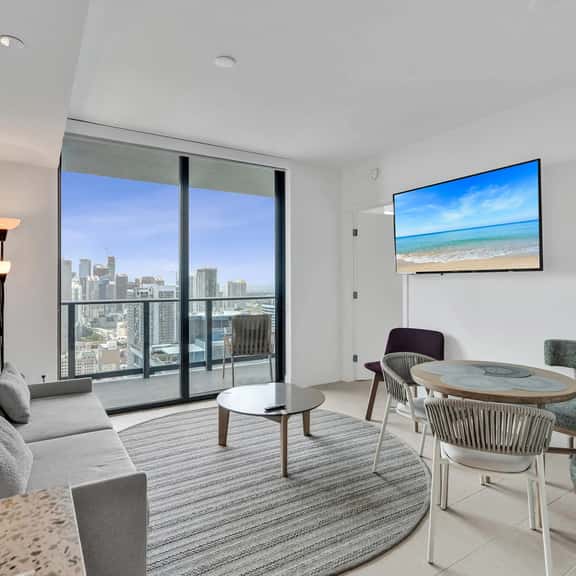 NEW Amazing 1/1 Panoramic Views Miami 41st floor - Image 1