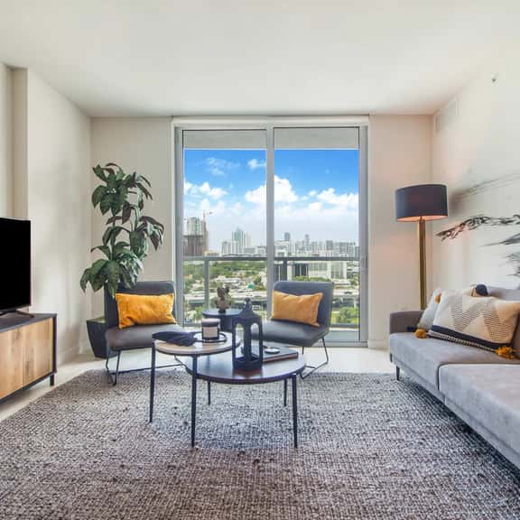 Brand New 1 Bdrm Condo, Best Miami Area - Image 1