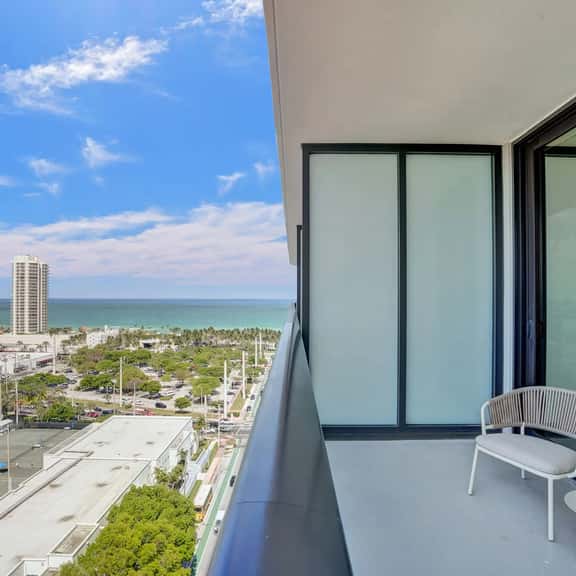 Beautiful Open 1Bdrm Condo Miami beach - Image 1