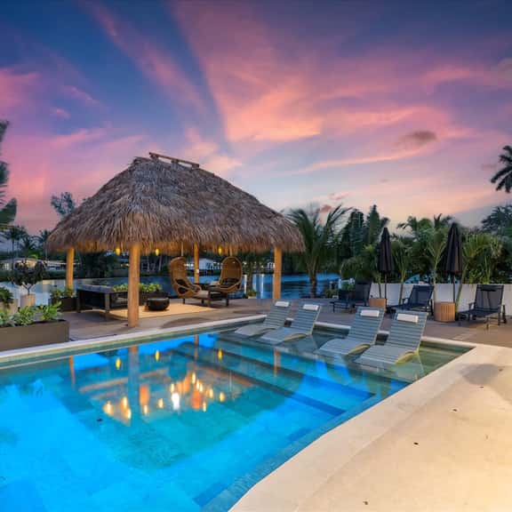 Miami Luxe House Canal Access - Image 1