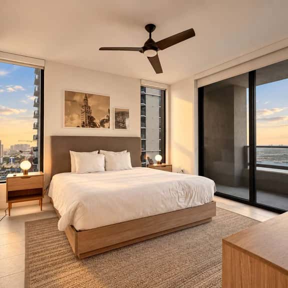 NEW spectacular 3B3B Ocean view 28th Floor - Image 1