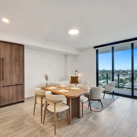 Miami Beach | Elegant 2BR/1BA, 12th Floor & Breeze - Image 1