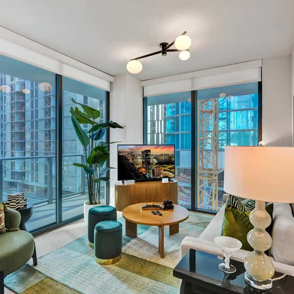 Brand New 2/2 Luxury The Crosby | 17th Floor - Image 1