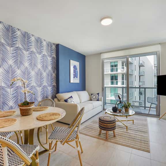 Dreamy Miami Design District 1 Bdrm Condo - Image 1