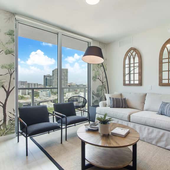 Cool City Views 1 Bdrm Condo, Best Miami Area - Image 1