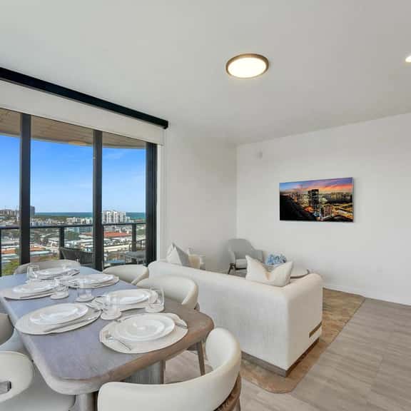NEW Spacious 19th Floor 3BR | Pool, Gym & Beach - Image 1