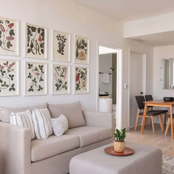 Stunning 1/1 Condo in Downtown Miami Free Parking - Image 1