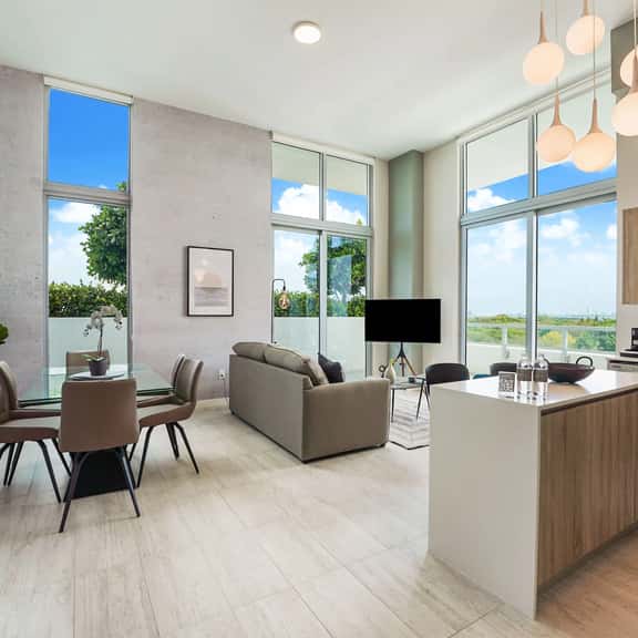 Brand New Stunning 2Bdrm-Miami Design Dist - Image 1
