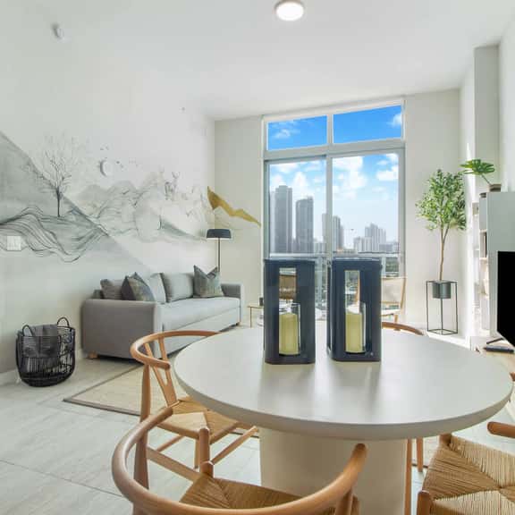 Stunning 1 Bdrm Penthouse, Miami Design District - Image 1