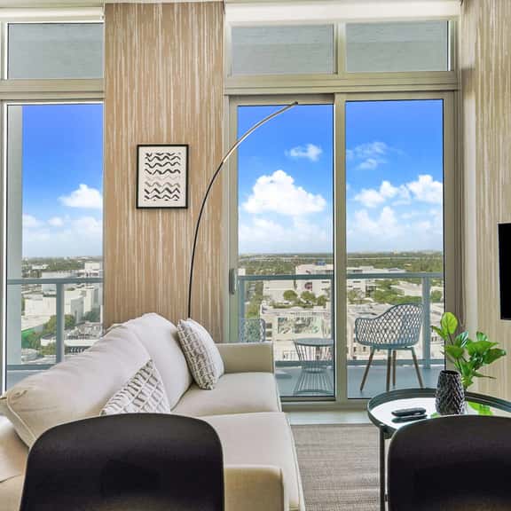 2 Bedroom -City View- Miami Design District - 1200 - Image 1