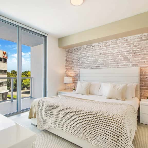 Beautiful & Modern 1Bdrm Condo - Miami Design Dist - Image 1