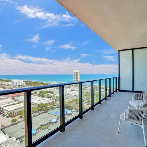 NEW beautiful 2-Bed/1-Bath Condo Miami Beach - Image 1