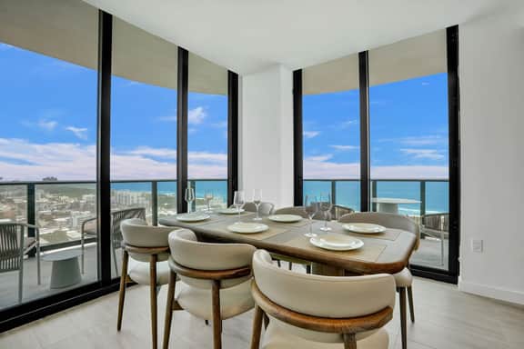 NEW: Stunning views 4 Bdrms Condo steps from the beach - Image 4