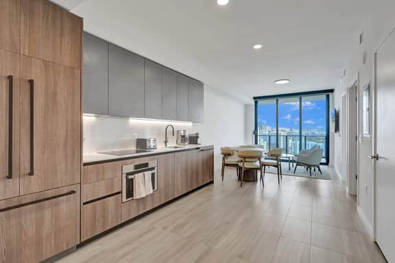 NEW: 1BR Miami Beach Condo w/ Pool, Walk to Ocean - Image 3