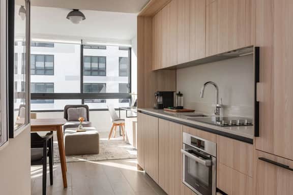 Stylish 2BR Retreat in Downtown Miami Free Parking - Image 3