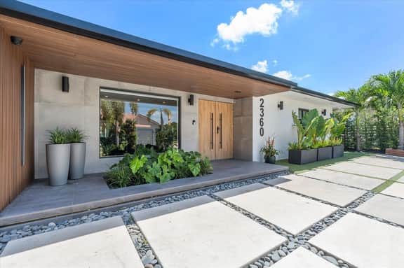 Modern 6-Bedroom Villa | Aventura, Miami | Sleeps 19 - Image 3