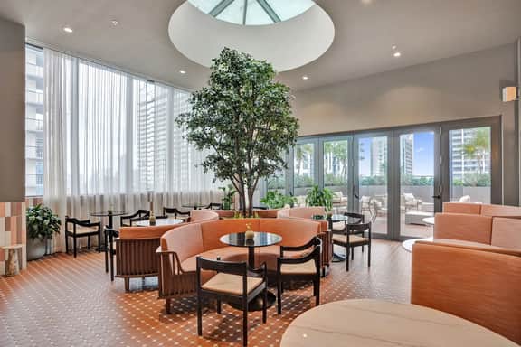 Brand New Studio Condo, Downtown Miami - Image 5