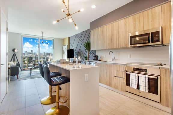 Bay+City Views! Modern Dream 1 Bdrm+Den Condo - Image 4