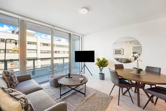 Brand New! Urban Style 1Bdrm Condo-Miami Design Dist - Image 2