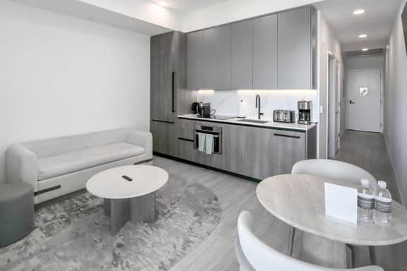 18th Floor Coastal Oasis | Pool, Gym & Beach - Image 2