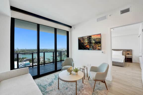 17th-Floor 1BR | Views, Pool, Gym & Beach Access - Image 2
