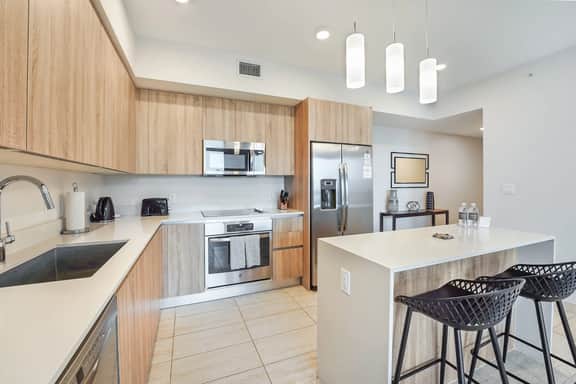 Rare Modern 1Bdrm Condo- Miami Design Dist - Image 4