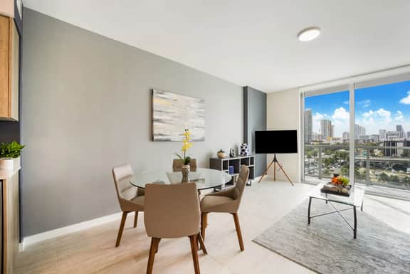 Cozy 1 Bdrm Beautiful Condo | Miami Best Location - Image 3
