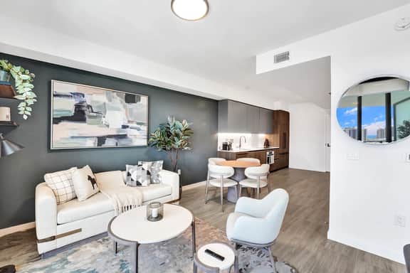 72 Park | Where Sleek Meets Luxury, 1BR Miami - Image 2