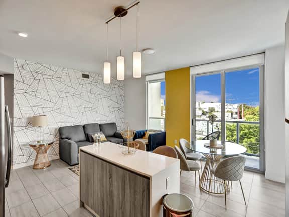 New 1 Bdrm Condo Best Miami Location - Image 4