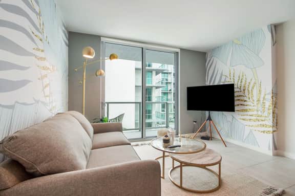 Pool & Bay Views 1 Bdrm Condo| Best Miami Location - Image 5