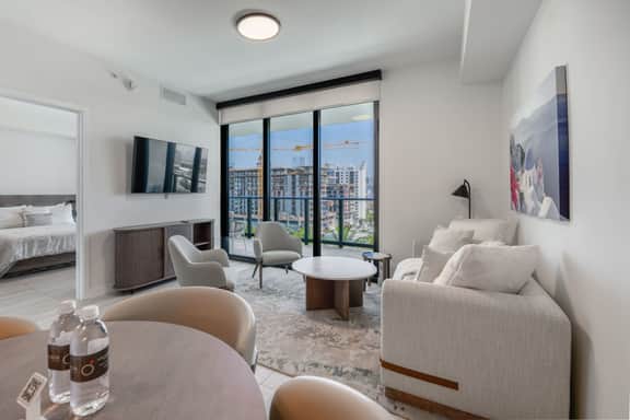 Designer Beach Escape | Pool, Gym & Luxe 1BR - Image 5