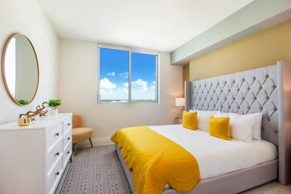 2 Bedroom -City View- Miami Design District - 1002 - Image 4